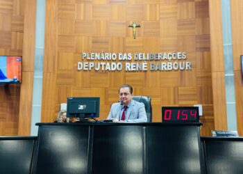 RONDONÓPOLIS: FRENTE PARLAMENTAR PRO CAMPUS DEFINITIVO UNEMAT