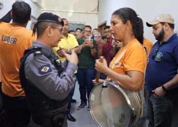 “Não à extinção!”: Trabalhadores da CODER protestam contra ameaça de demissão em massa