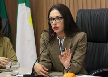 Deputada Janaina Riva reage a ataque de vereador contra prefeita de Pedra Preta e anuncia medidas
