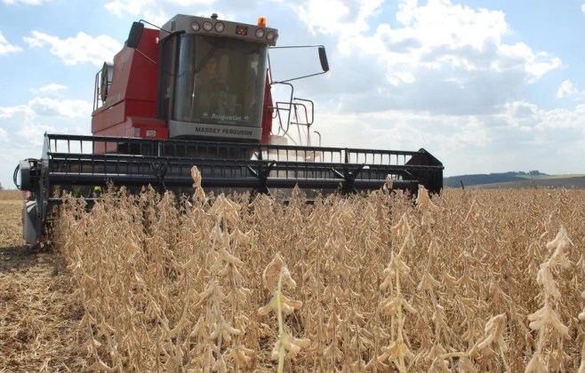 Adiamento do acordo UE-Mercosul pode proteger competitividade, mas traz incerteza ao agro gaúcho, apontam entidades