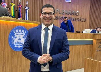 Com 23 leis sancionadas em apenas um ano, Vinícius Amoroso se firma como destaque na Câmara de Rondonópolis