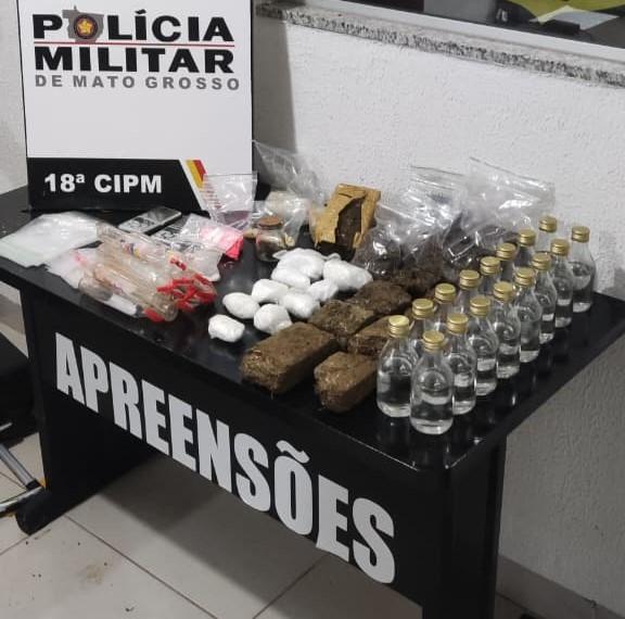 PM detém adolescente por tráfico de drogas e apreende entorpecentes em São José do Rio Claro -