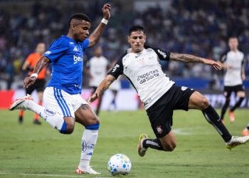 Corinthians arranca empate no Mineirão e complica a vida do Cruzeiro de Tite