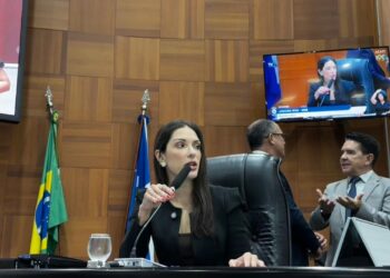 Projeto de deputada acaba com cobrança de 14% sobre aposentadorias e pensões de servidores em MT