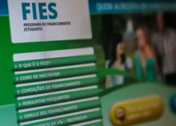 Inscrições do Fies 2026 começam nesta terça-feira (3)