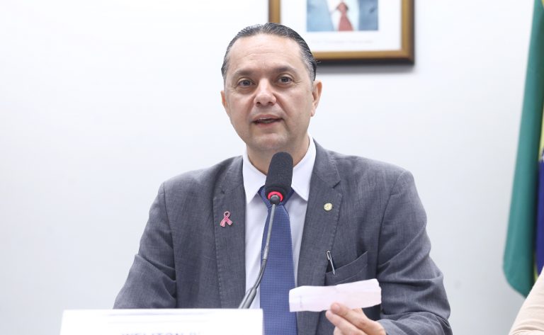 Audiência Pública - Implementação da Política Nacional de Prevenção e Controle do Câncer após a regulamentação do Ministério da Saúde. Dep. Weliton Prado (SOLIDARIEDADE - MG)