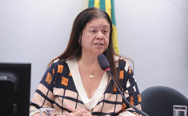 Audiência Pública - Terapias disponíveis – ABA (Análise do Comportamento Aplicada). Dep. Laura Carneiro (PSD-RJ)