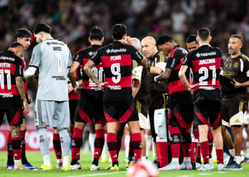 Flamengo conquista tricampeonato carioca nos pênaltis 