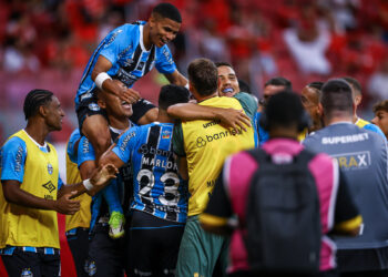 Grêmio empata com Internacional e conquista o campeonato Gaúcho 
