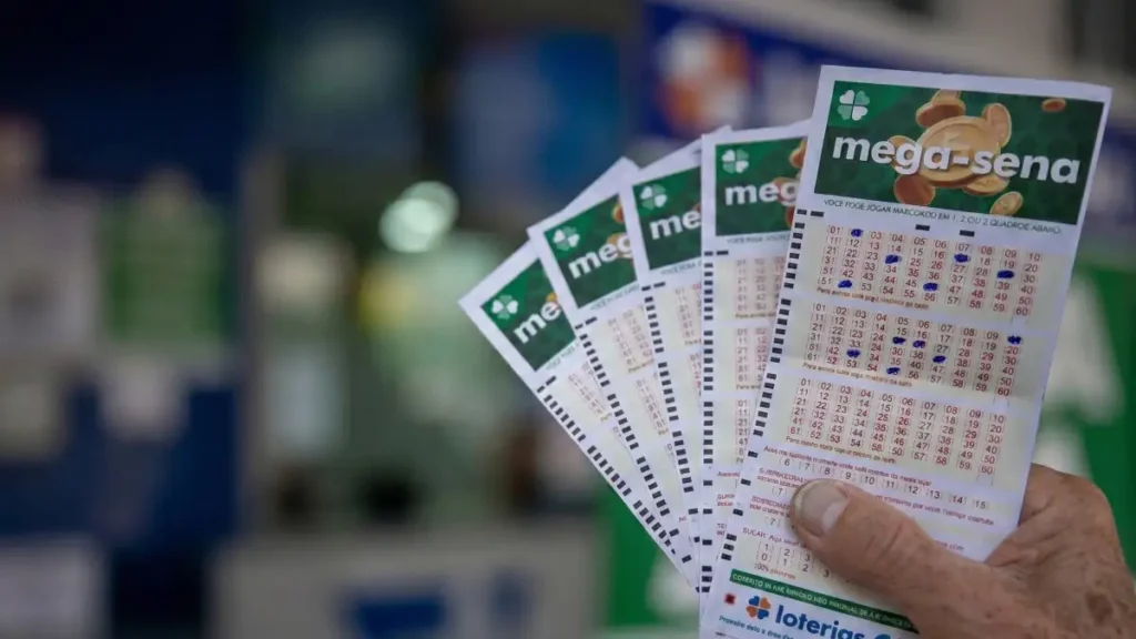 Mega-Sena acumula