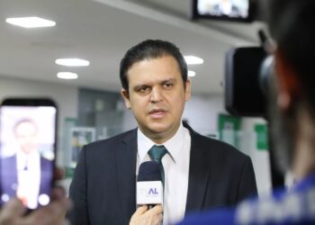 Deputado Thiago Silva apresenta projeto para ampliar vacinação contra meningite em crianças