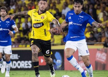 Cruzeiro estreia com vitória na Libertadores