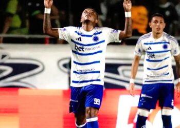 Cruzeiro vence o Remo no Mangueirão e engata terceira vitória seguida no Brasileirão