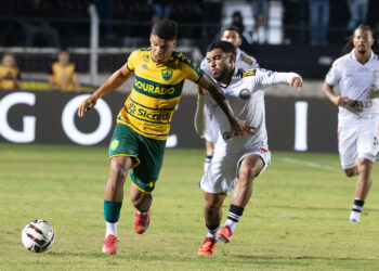 Cuiabá segura empate sem gols fora de casa e adia primeira vitória na Série B