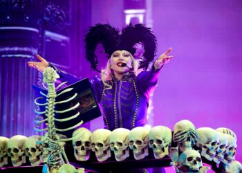 Lady Gaga lucrou mais de US$ 400 milhões com shows da “Mayhem Tour”
