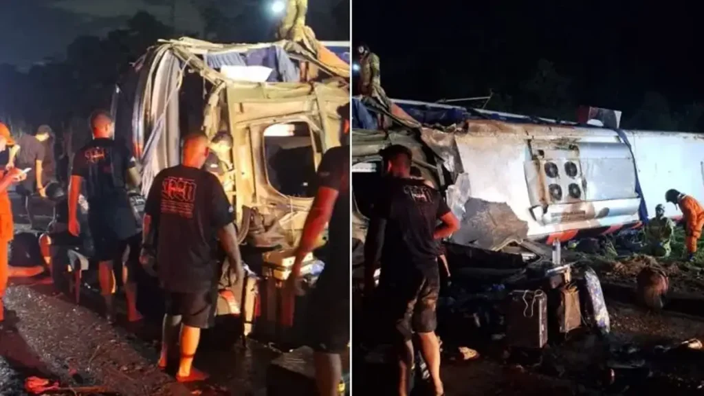 Ônibus da banda do cantor Núzio Medeiros se envolve em acidente