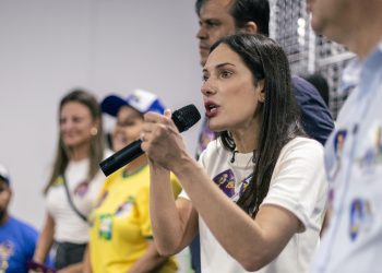 “Você é minha senadora”: Janaina recebe declarações de voto em Rondonópolis