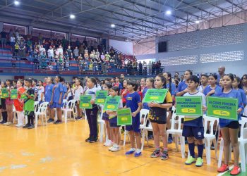 Abertura dos Jogos Escolares Mirim reúne centenas de crianças no ginásio Marechal Rondon