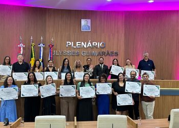 Agentes de endemias são homenageados por Alikson Reis em reconhecimento aos serviços prestados à população