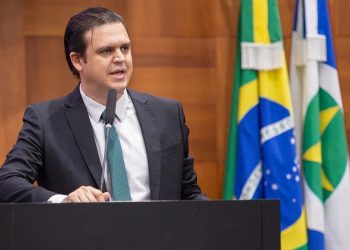Thiago Silva cobra avanços na saúde da mulher e defende ampliação do acesso a exames contra o câncer de mama